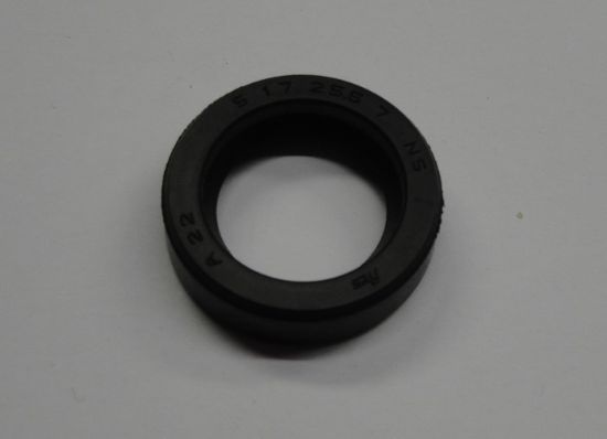 Picture of Oilseal 17-25.5-7 Honda C70/90 genuine