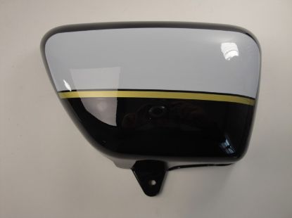 Picture of Sidecover black RH AGM Caferacer Classic