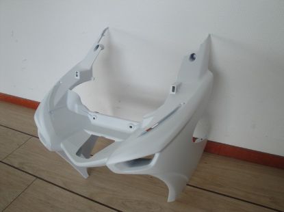 Picture of front cover white Yamaha Aerox R genuine