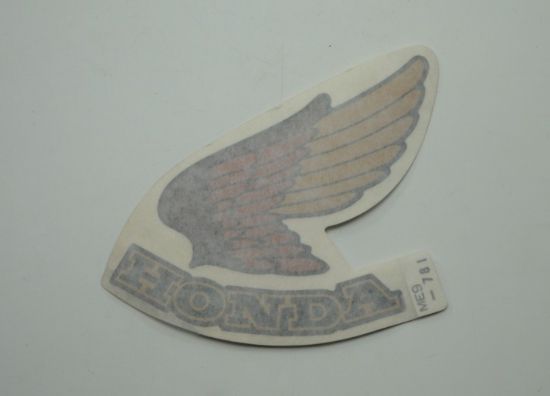 Picture of Honda emblem wing gold