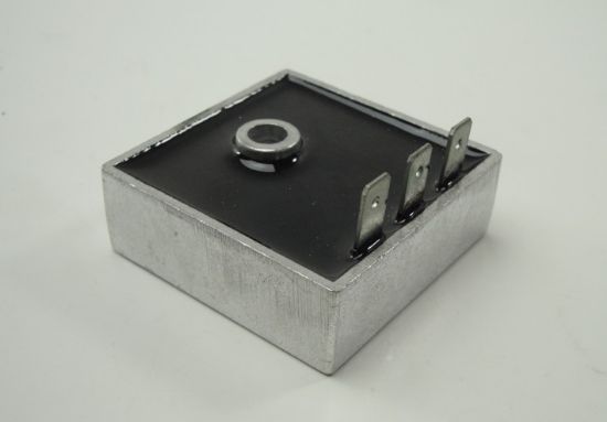 Picture of Regulator 6 Volt universal